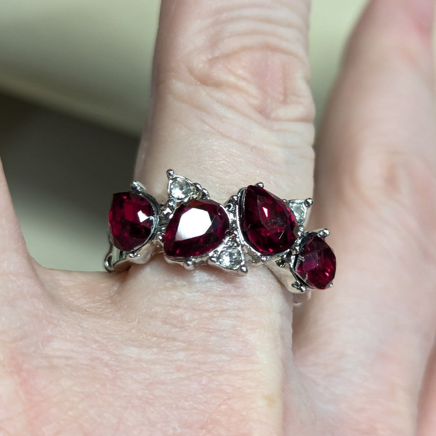 New Red Clear Rhinestone Stretch Ring Silvertone Pear Cut Teardrop Plus Size