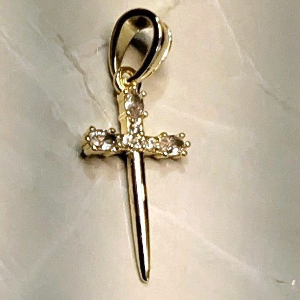 New Jewelry Dagger Cross Pendant 18K GP Gold PLated CZ Gothic Sword Religious