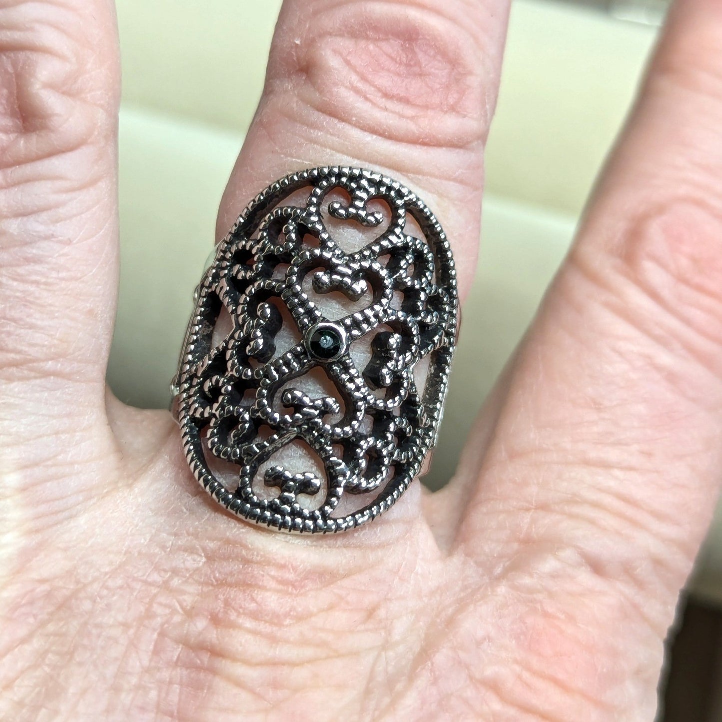 New Filigree Shield Ring SilverTone Green Rhinestone Stretch Band Plus Size Oval