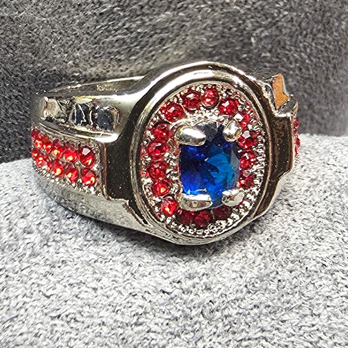 New Statement Signet Ring Size 8 Silver Tone Red Blue Rhinestones Pave Patriotic