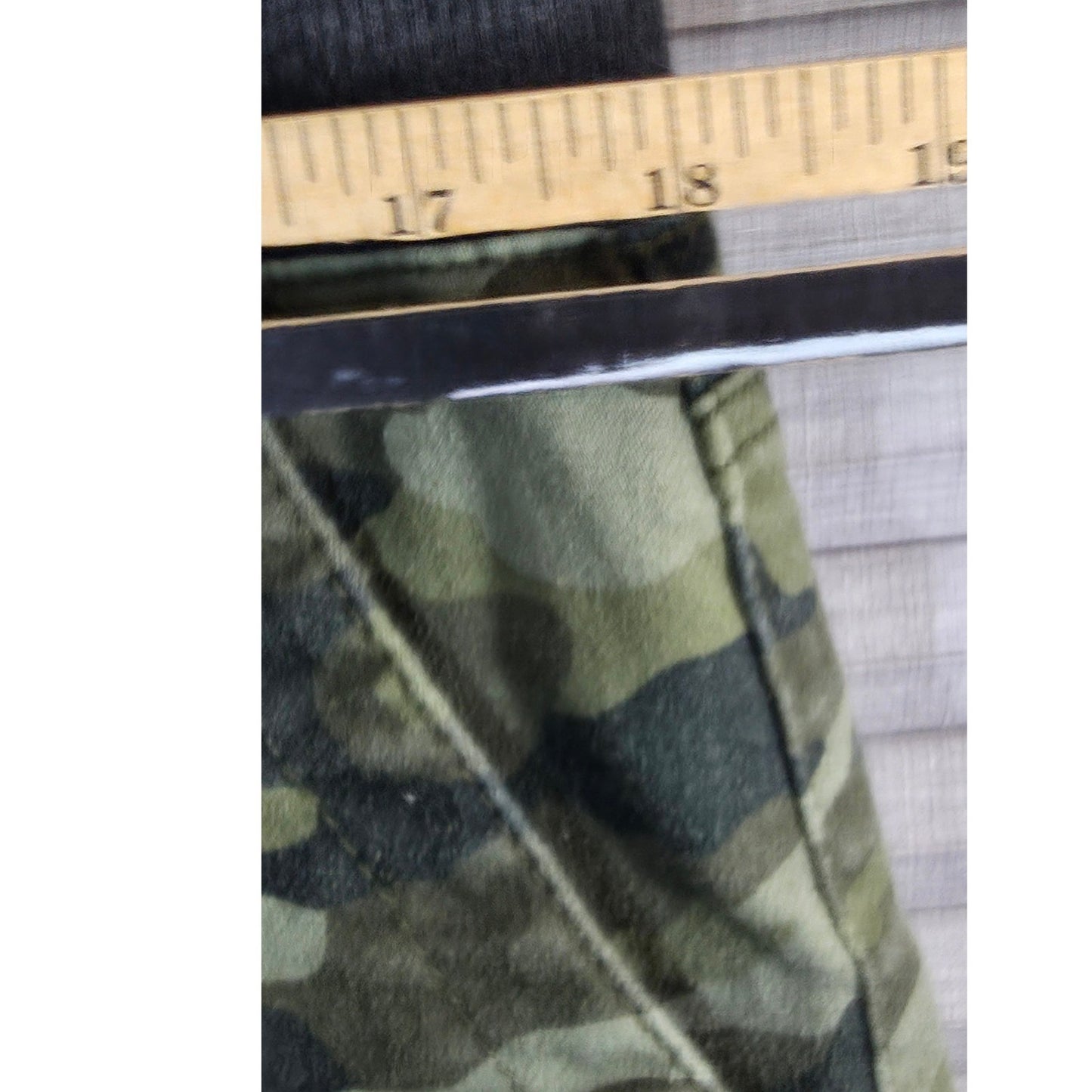 NObo No Boundaries Green Camo Jeggings XXL 19 Green Camouflage Leggings Pockets