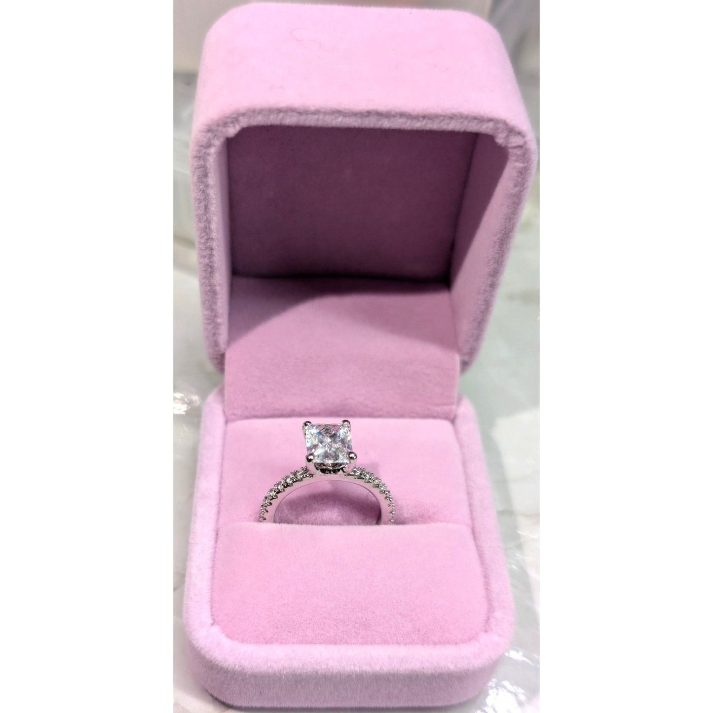 New in Box 14K Gold Radiant Cut Cubic Zirconia Engagement Ring Size 7.25 Pave CZ